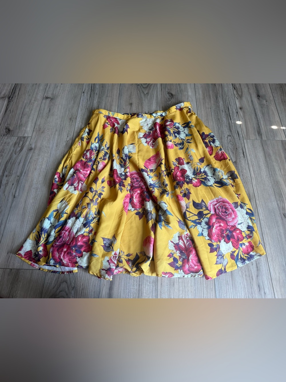 ModCloth Women’s Yellow Floral Circle Midi Skirt  Size 1X